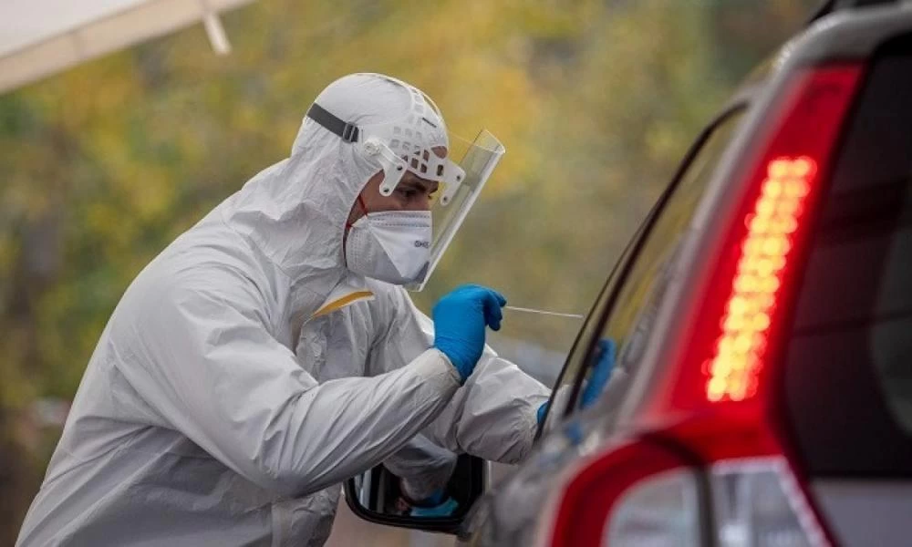 Τσεχία: «Κοινή ασθένεια» αποκαλούν πλέον τον κορονοϊό–Προς κατάργηση η καραντίνα
